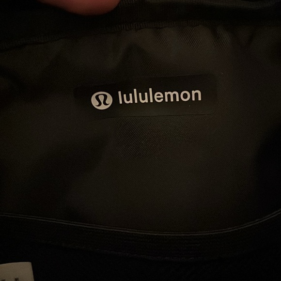Lululemon everywhere belt bag large NWT - Picture 3 of 9